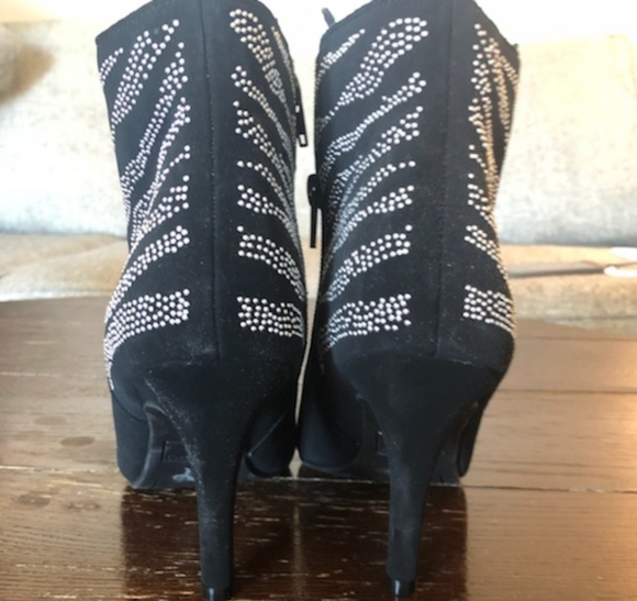 Me too Eliza size 7 ankle boot heels - Picture 3 of 5